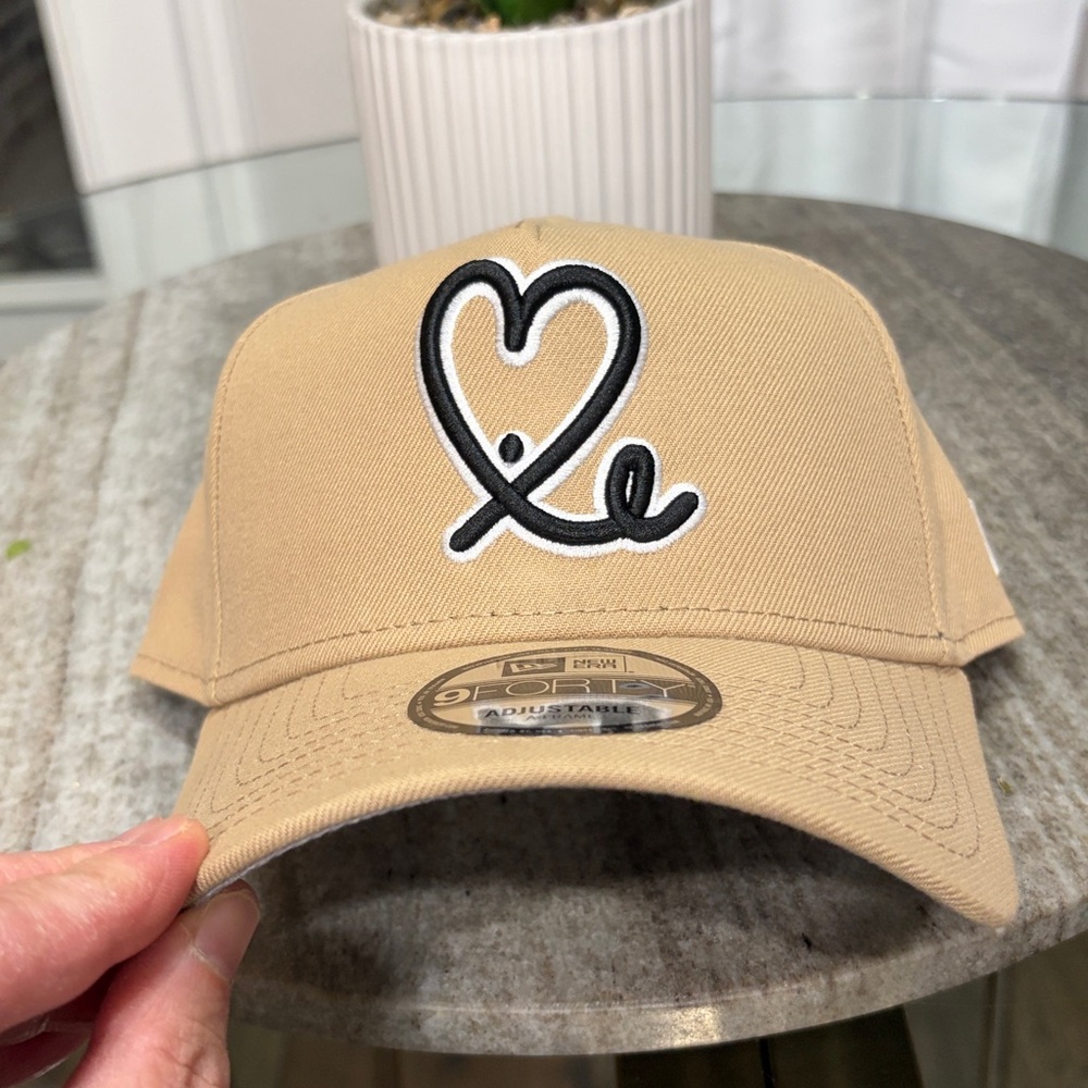 ✈️ Used 1Loveie hat